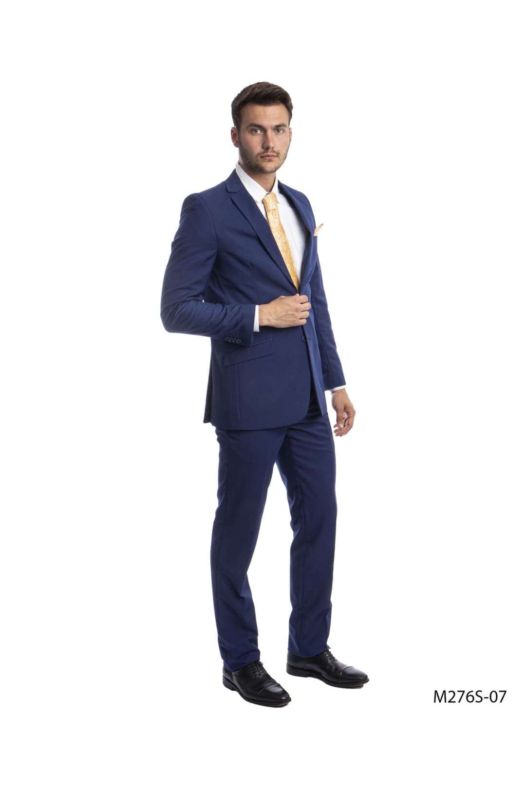 BEST SUITS COLOR COMBINATIONS EVERY MAN MUST HAVE IN THEIR WARDROBE